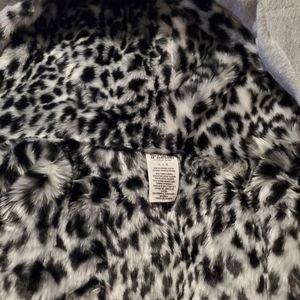 Pink Victoria's secret sweatshirt